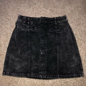 black skirt